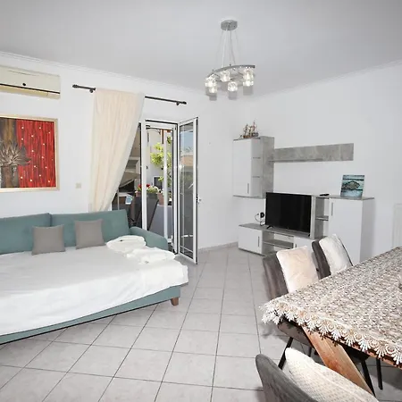 Lefkada Center Nydri (Lefkada)